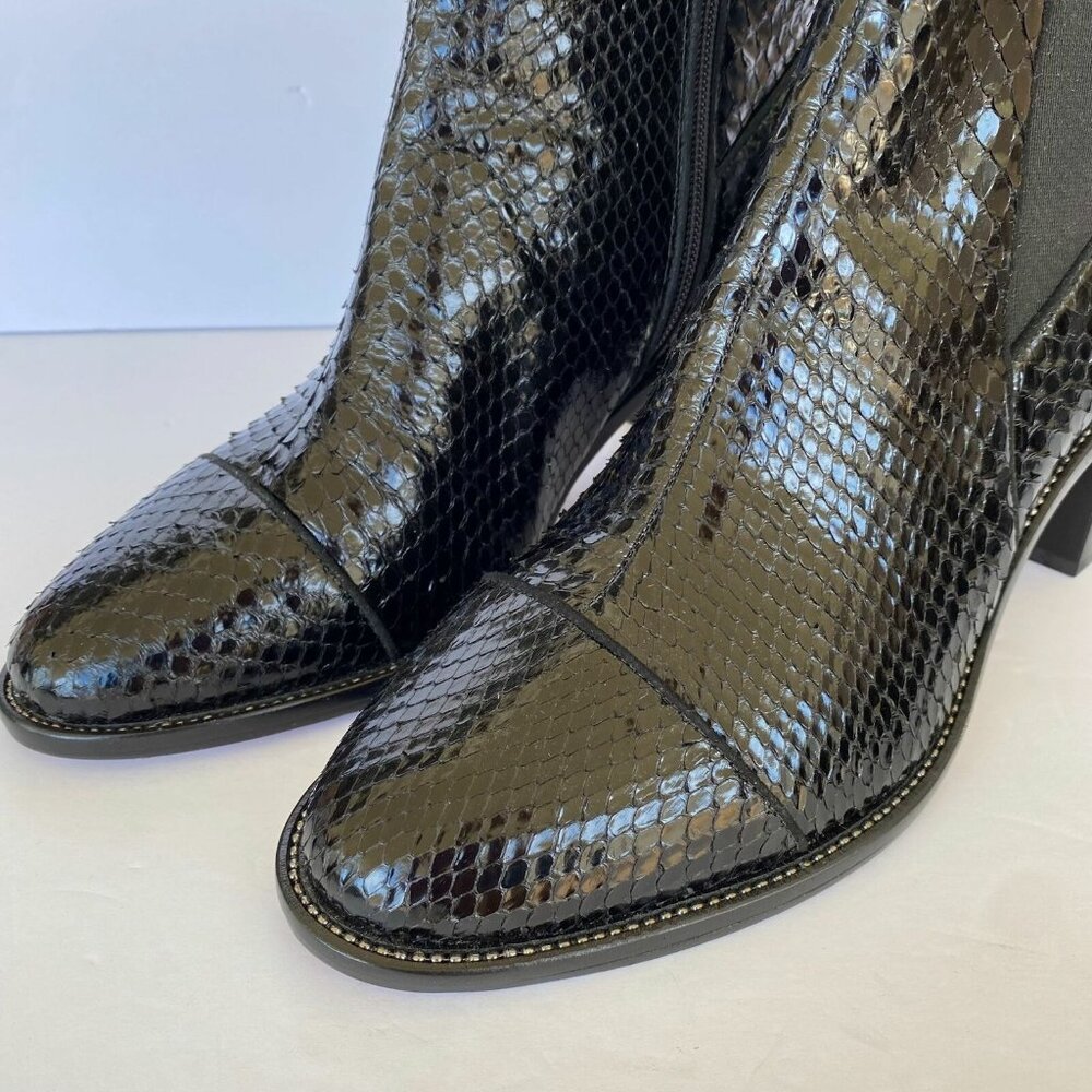 New Alexandre Birman Margareth Black Python Chels… - image 4